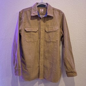 Levis Button Up Shirt .... Size Small